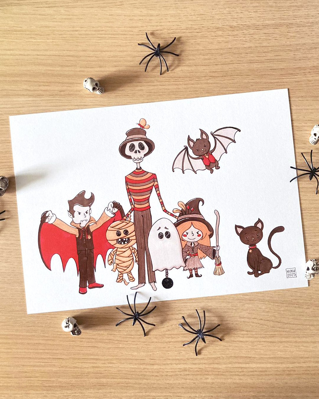 illustration d'halloween réprensentant un vampire, une momie, un squelette habillé, un fantôme, une sorcière, une chauve-souris et un chat noir